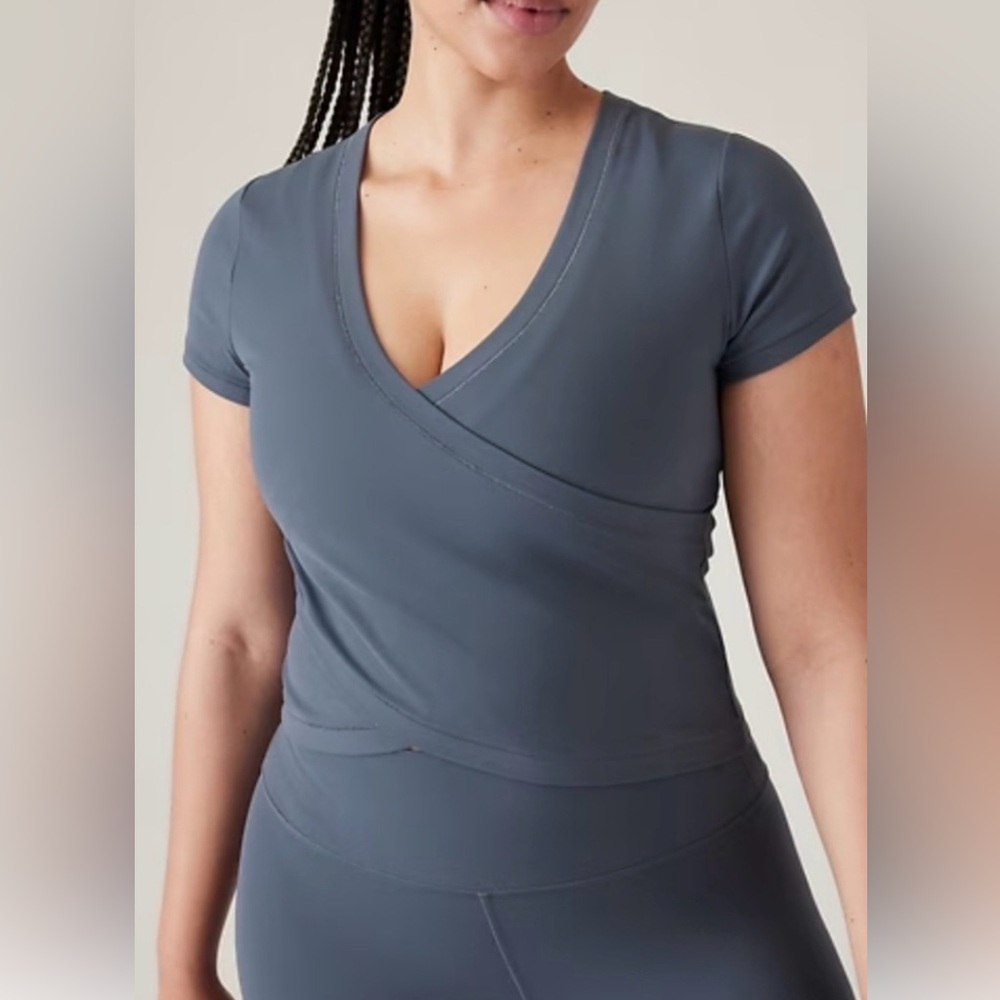 Athleta Transcend Short Sleeve Wrap Tee